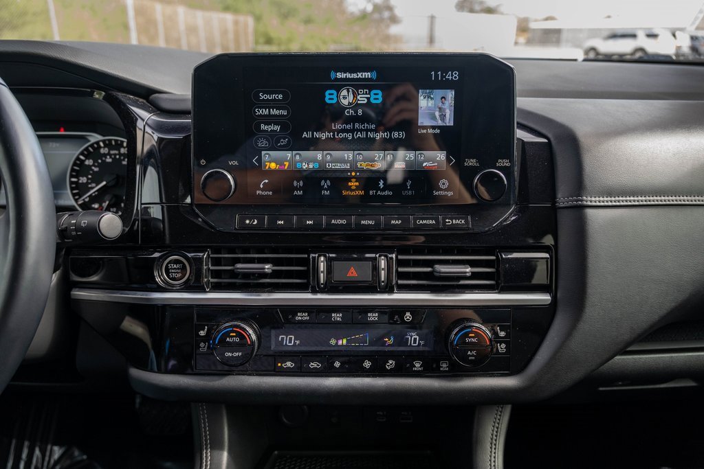 Used 2022 Nissan Pathfinder Platinum w/ Cargo Package image 22