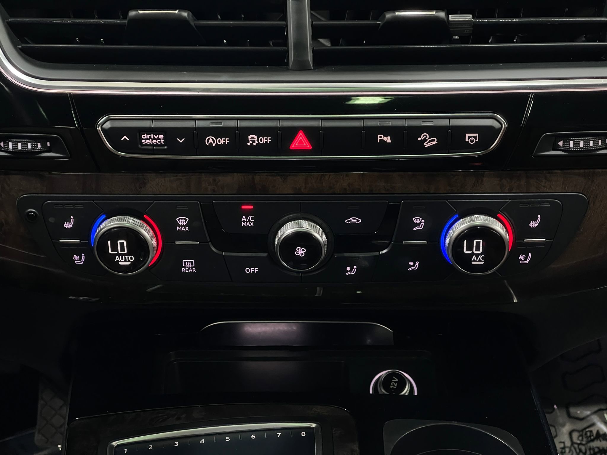 Used 2018 Audi Q7 3.0T Premium Plus w/ Premium Plus Package image 25