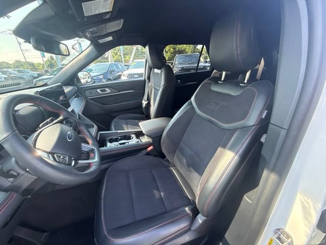 Certified 2025 Ford Explorer ST AWD/4WD image 19
