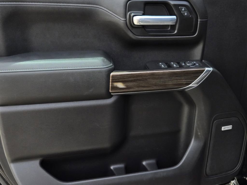 Used 2021 Chevrolet Silverado 1500 LT Trail Boss w/ Convenience Package II AWD/4WD image 18