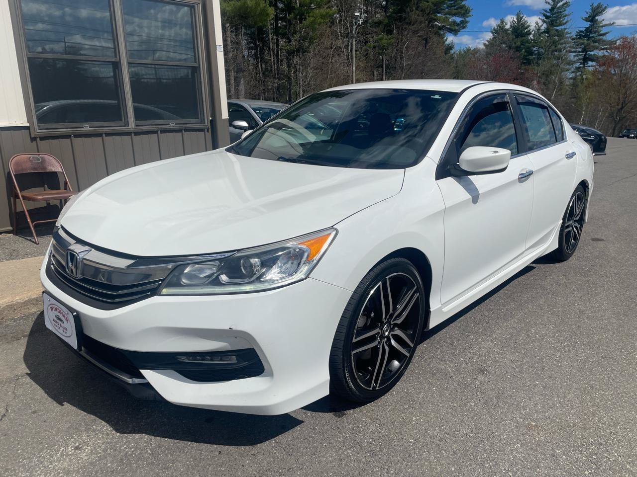 Used 2017 Honda Accord Sport Special Edition image 1