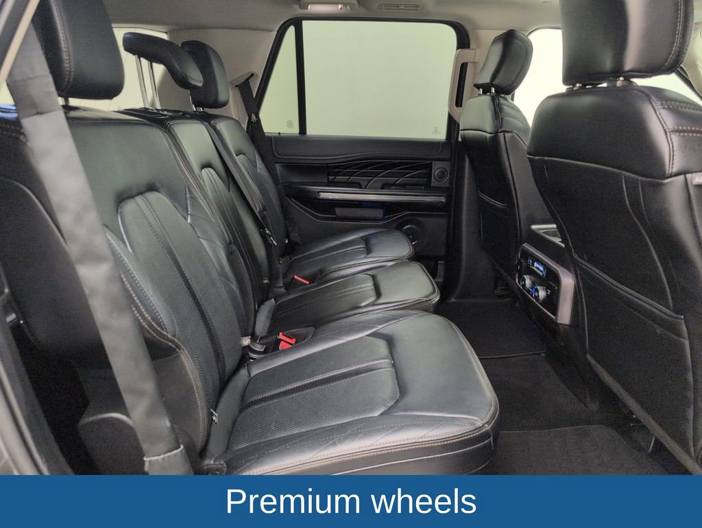 Used 2019 Ford Expedition Platinum AWD/4WD image 16