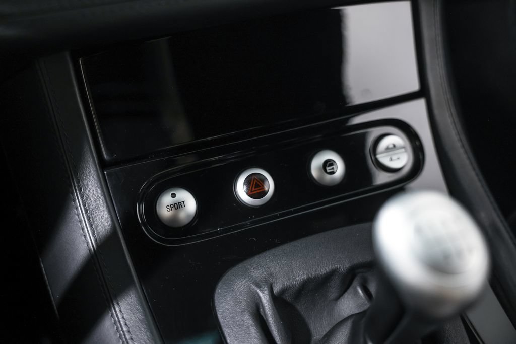 Used 2002 BMW Z8 RWD image 26