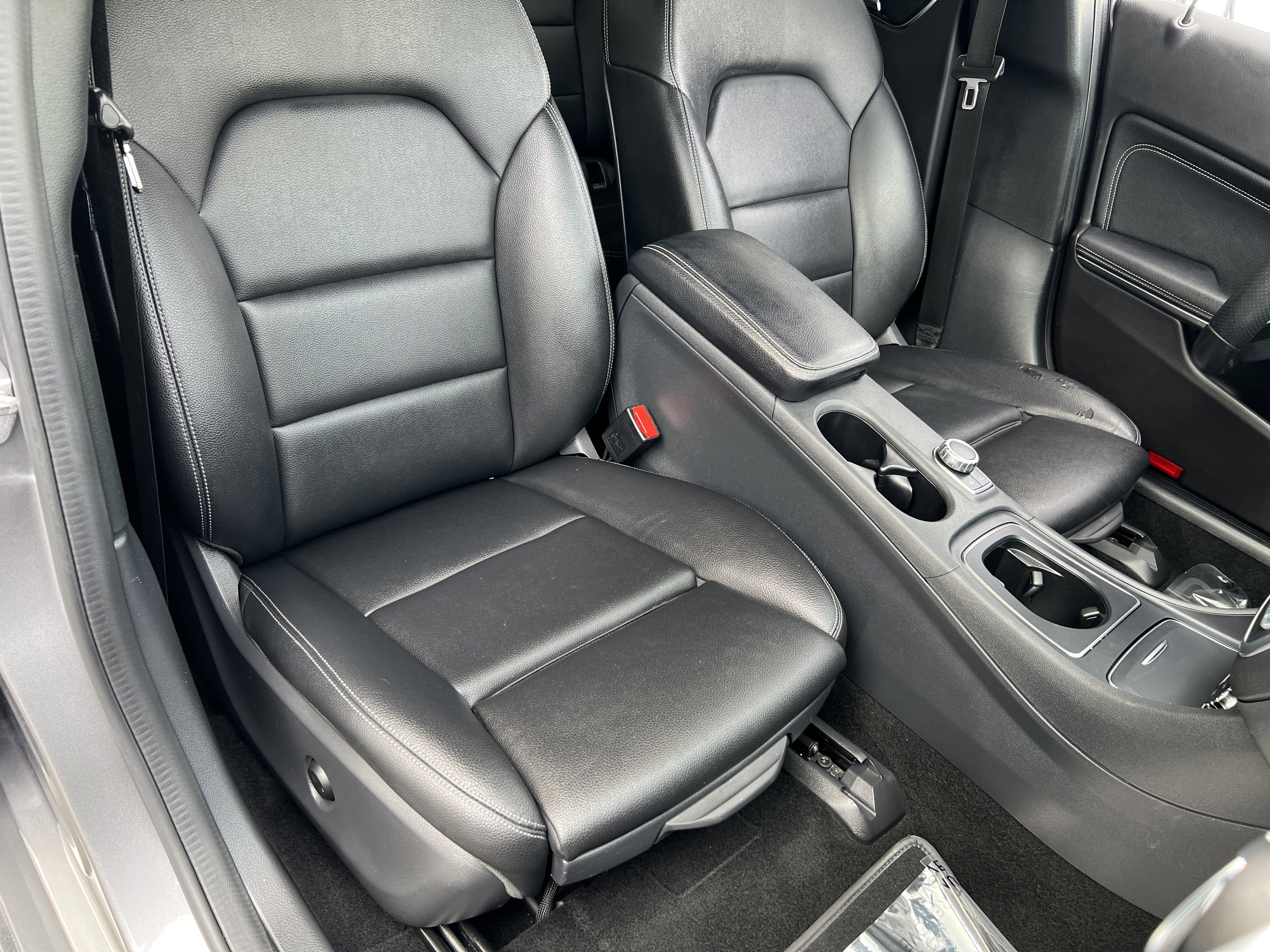 Used 2018 Mercedes-Benz GLA 250 4MATIC image 24