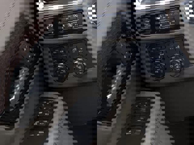 New 2026 GMC Yukon Denali w/ Sun & Power Step Package image 22