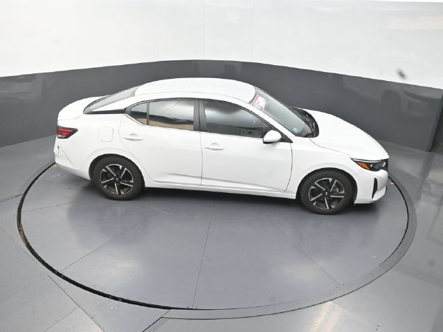 Used 2024 Nissan Sentra SV FWD image 30