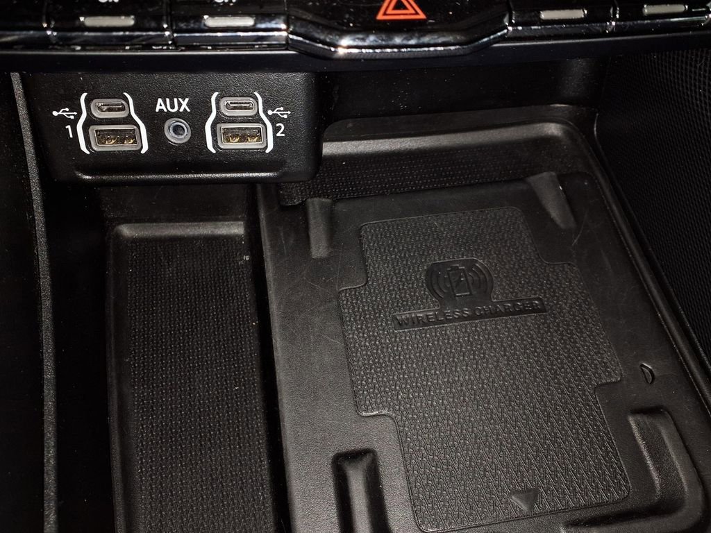 Used 2023 Dodge Durango R/T image 25