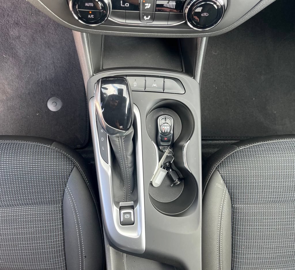Used 2026 Buick Envista Preferred FWD image 25