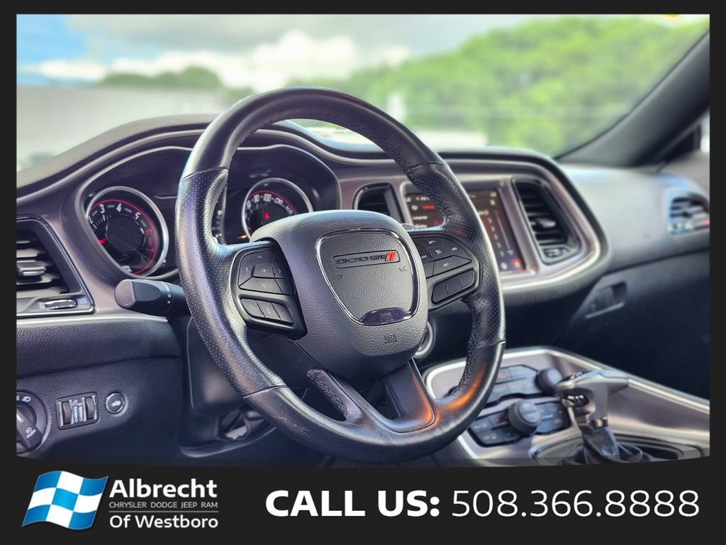 Used 2021 Dodge Challenger R/T Scat Pack RWD image 15