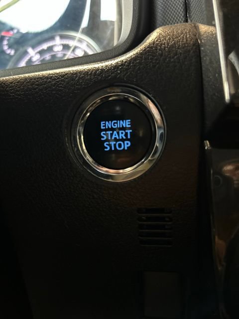 Used 2021 Toyota 4Runner TRD Off-Road AWD/4WD image 7