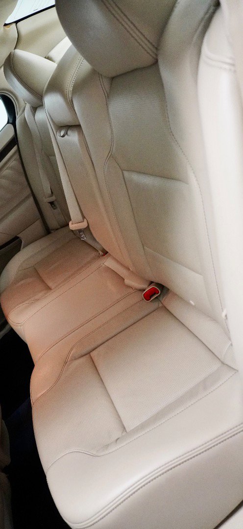 Used 2016 Ford Taurus Limited image 5