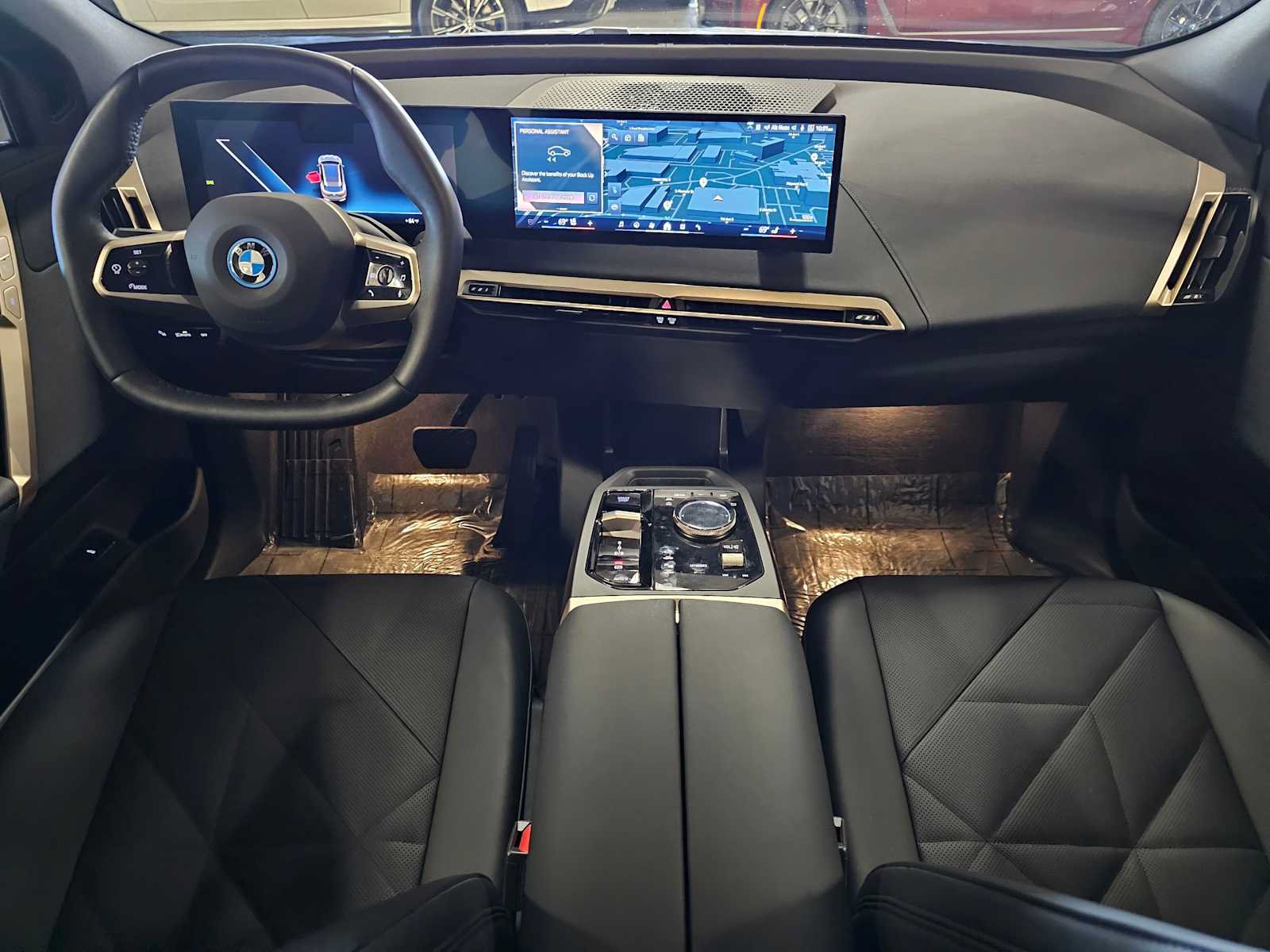 Used 2025 BMW iX xDrive50 w/ Sport Package AWD/4WD image 9