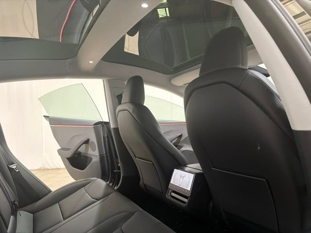 Used 2026 Tesla Model 3 RWD image 27