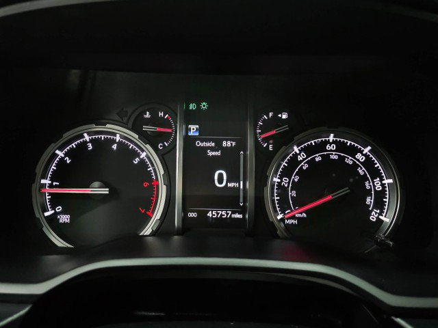 Used 2021 Toyota 4Runner TRD Off-Road Premium w/ Moonroof Package AWD/4WD image 25