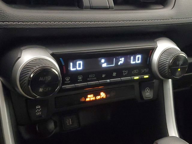 Used 2023 Toyota RAV4 XLE image 29