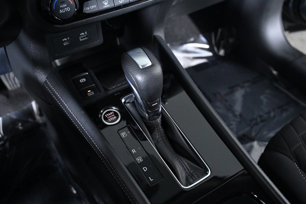 Certified 2022 Nissan Kicks SV FWD image 19