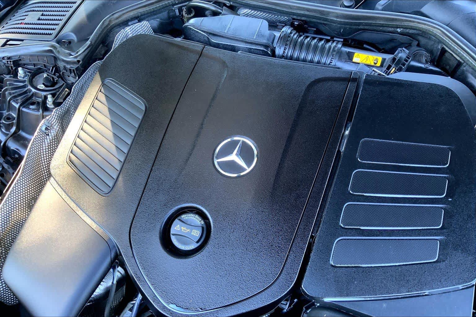 Certified 2023 Mercedes-Benz C 300 4MATIC Sedan image 33
