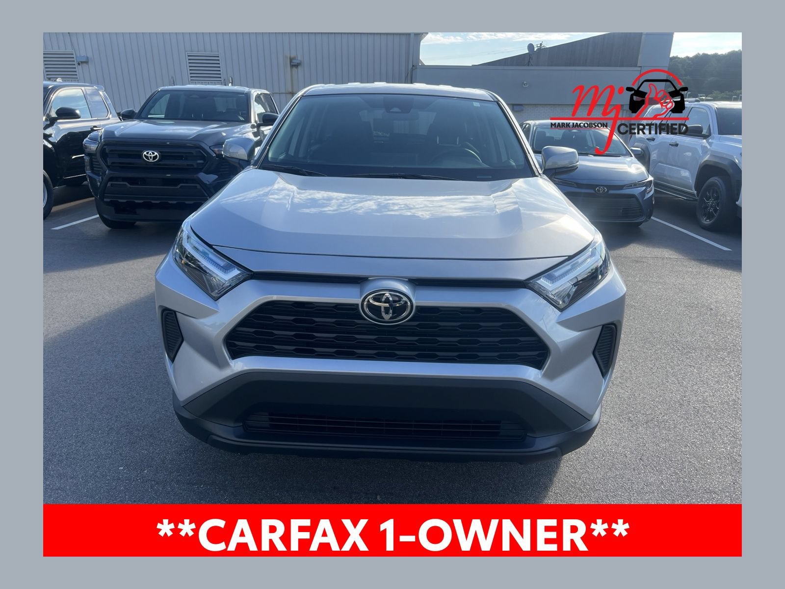Used 2025 Toyota RAV4 LE FWD image 1