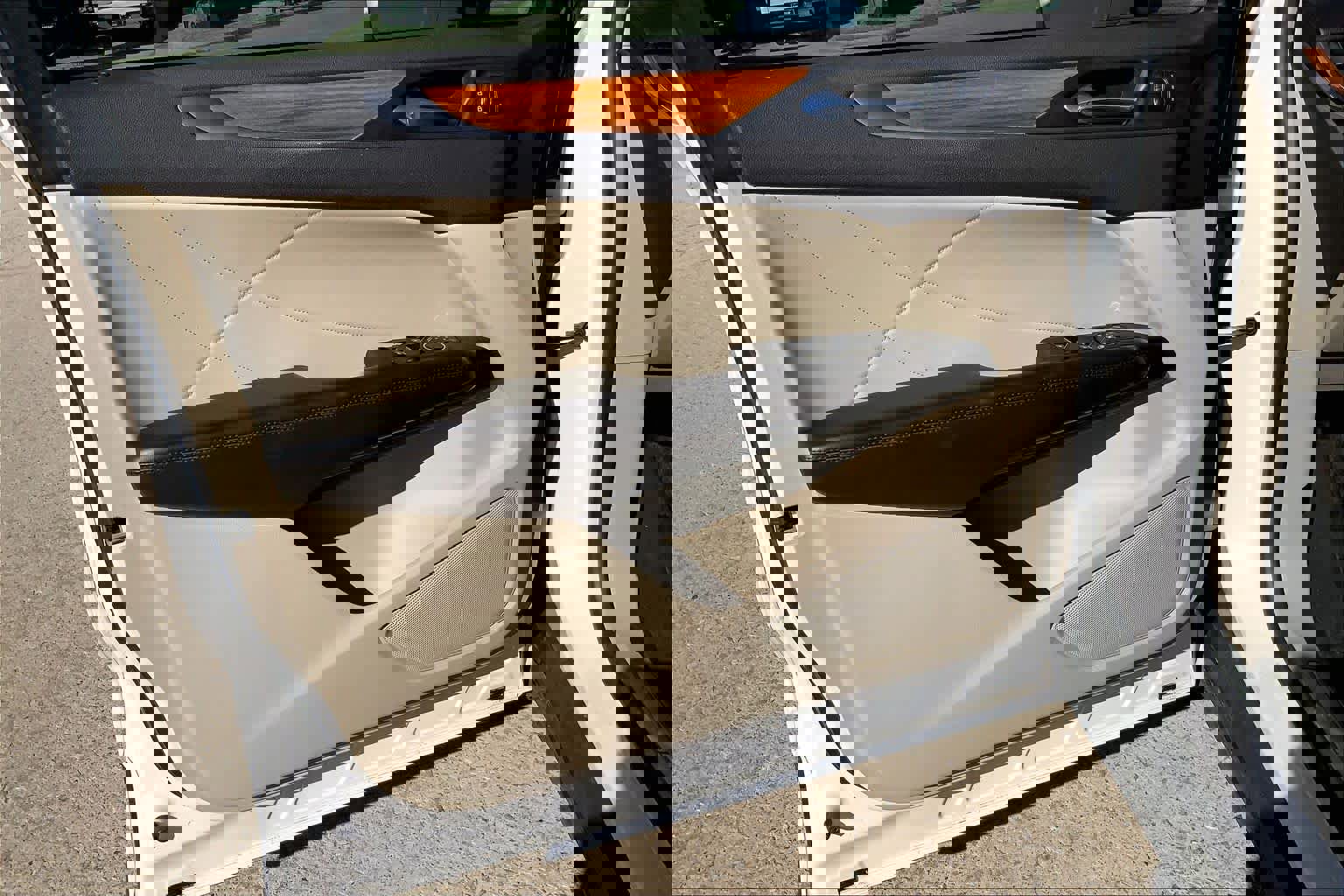 Used 2018 Lincoln MKC Select w/ Select Plus Package image 21