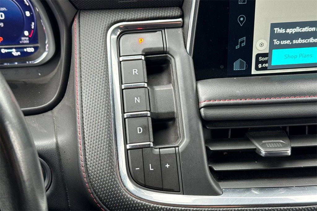 Used 2024 Chevrolet Suburban RST image 33