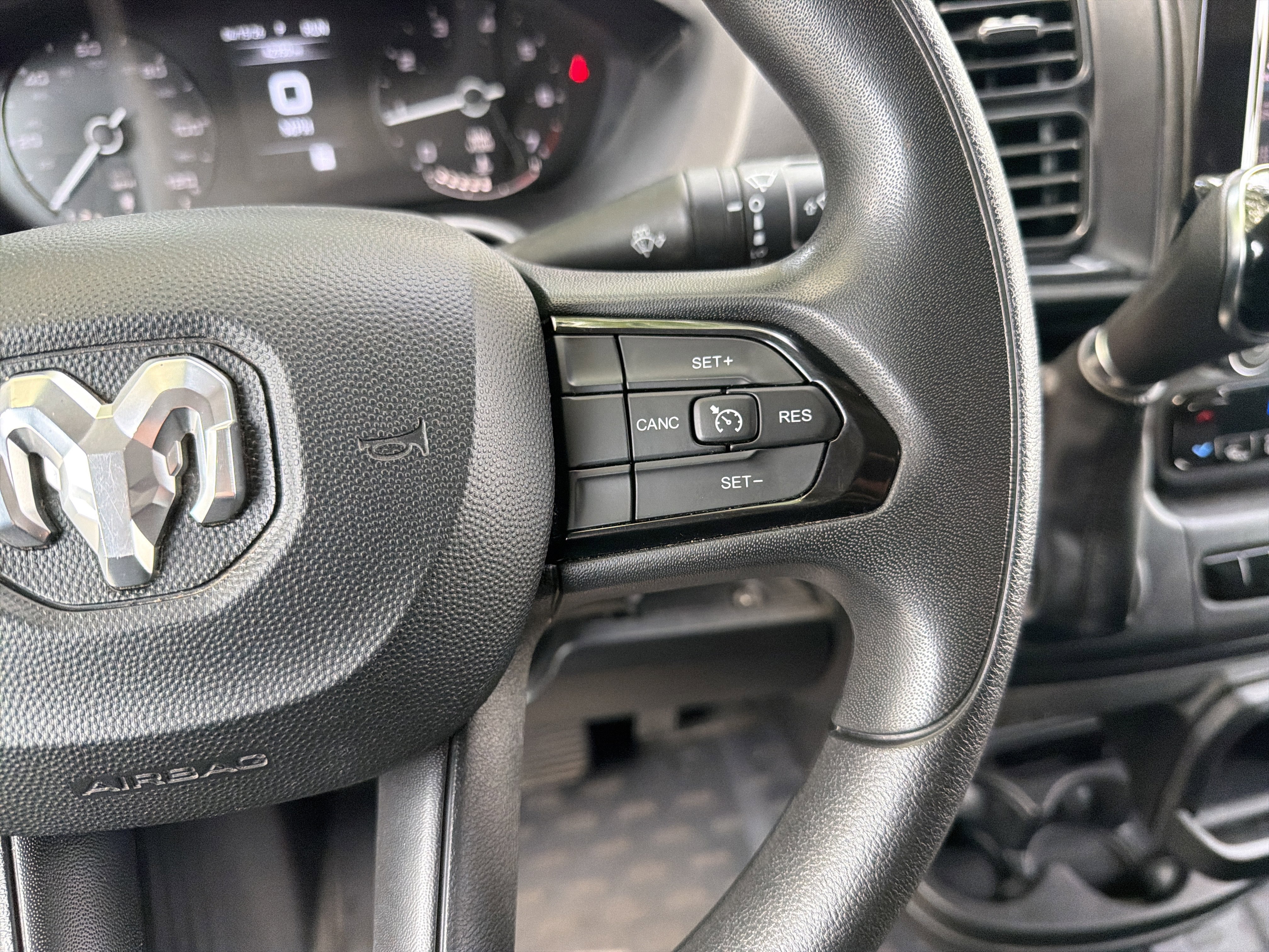 Used 2023 RAM ProMaster 2500 image 20