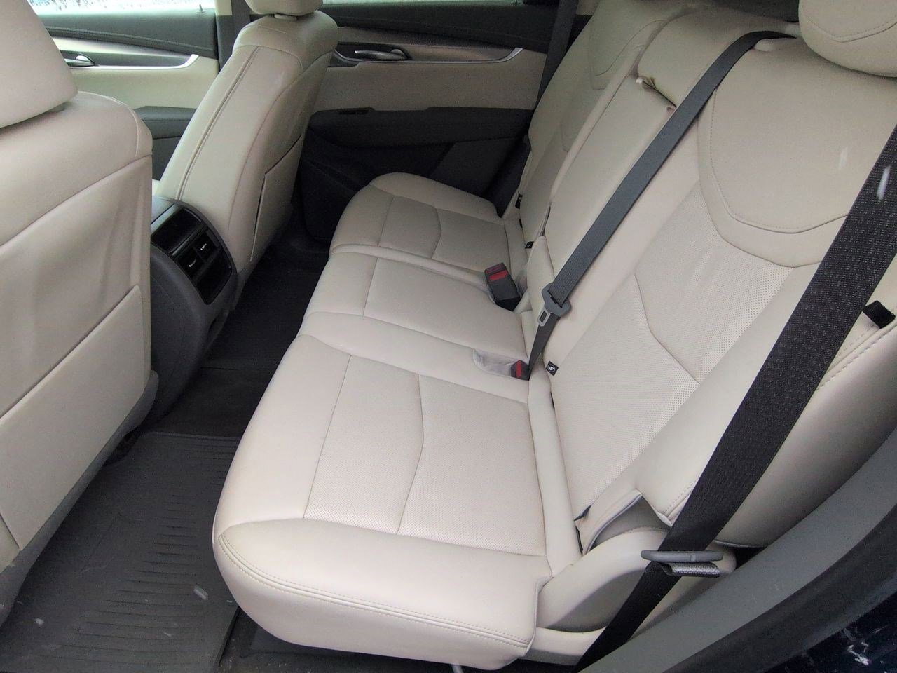 Certified 2024 Cadillac XT5 Premium Luxury image 20