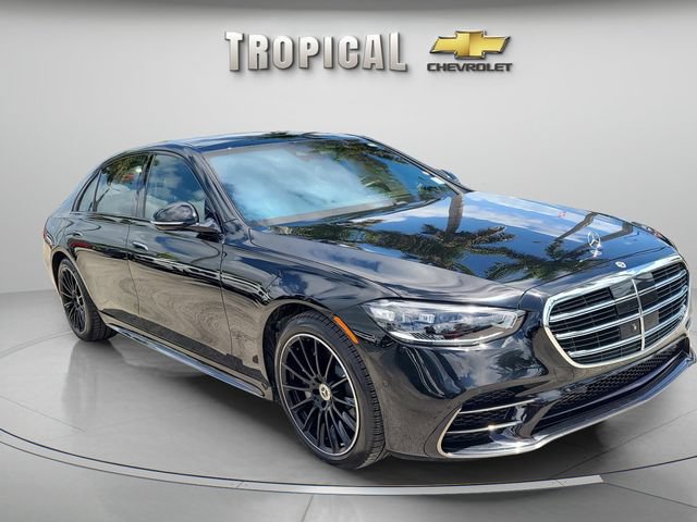 Used 2023 Mercedes-Benz S 580 4MATIC Sedan w/ AMG Line image 4