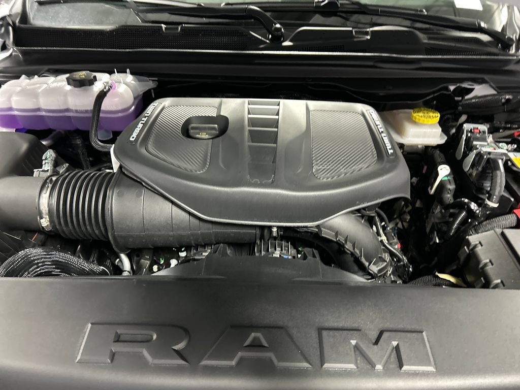 New 2027 RAM 1500 Tungsten AWD/4WD image 24