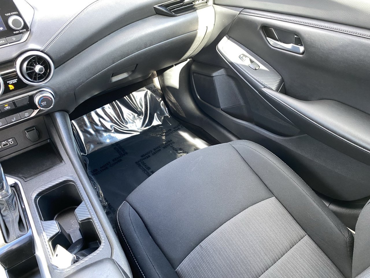 Certified 2023 Nissan Sentra SV FWD image 18