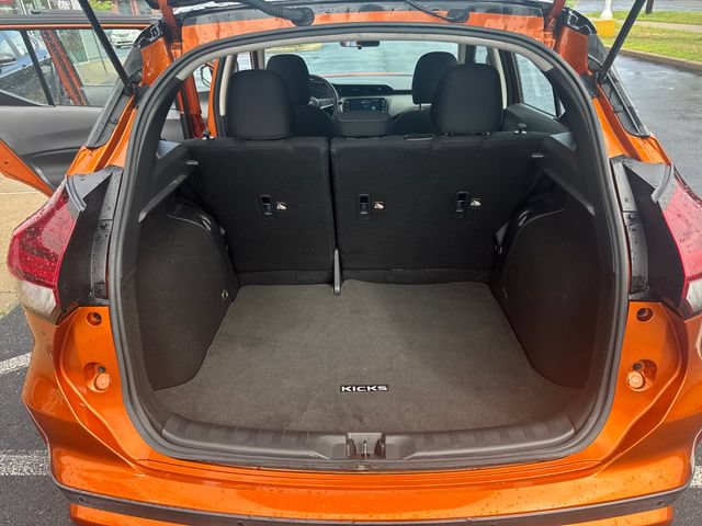 Used 2021 Nissan Kicks SV FWD image 27