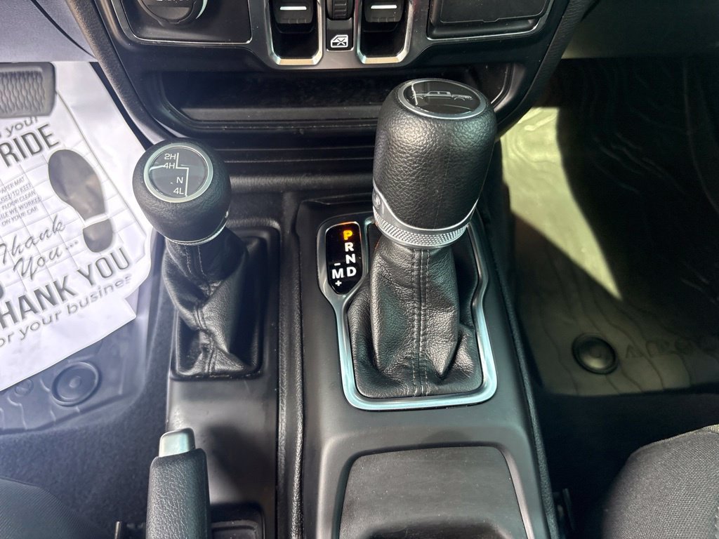 Certified 2023 Jeep Gladiator Sport AWD/4WD image 22