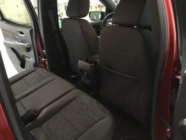 Used 2024 Chevrolet Colorado Z71 w/ Z71 Convenience Package 2 image 46