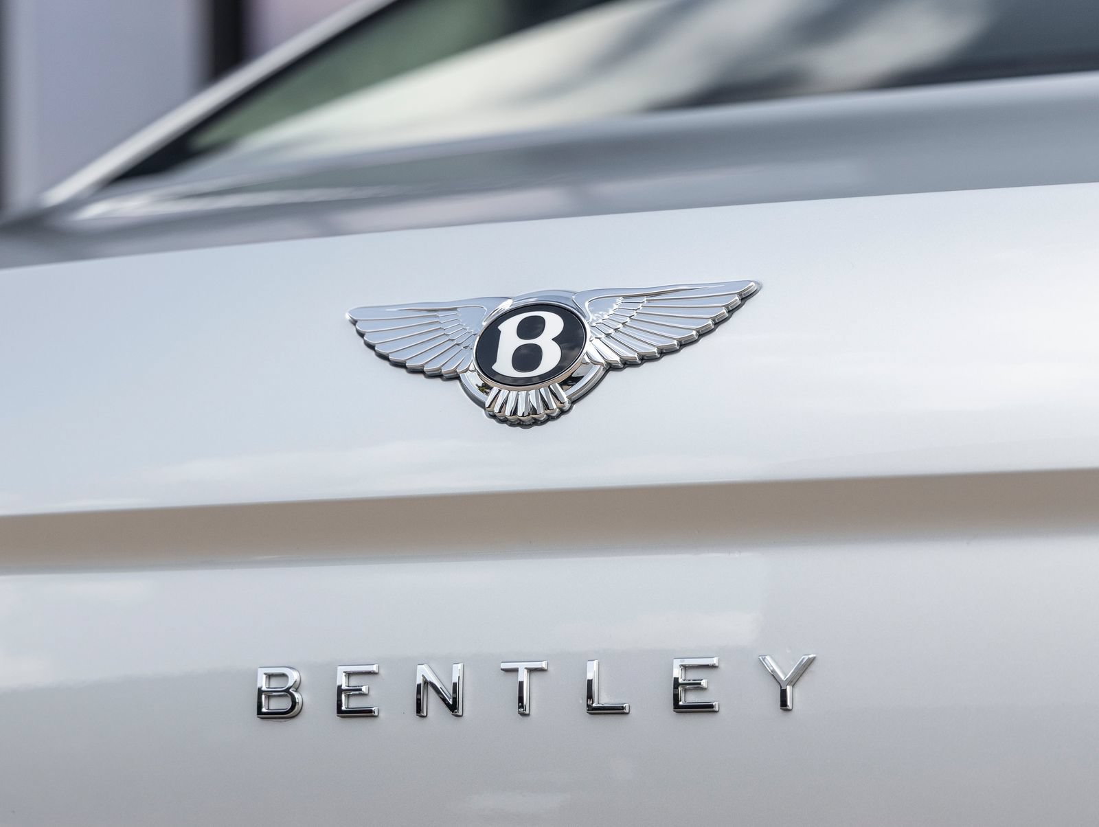 Used 2026 Bentley Flying Spur V8 AWD/4WD image 12
