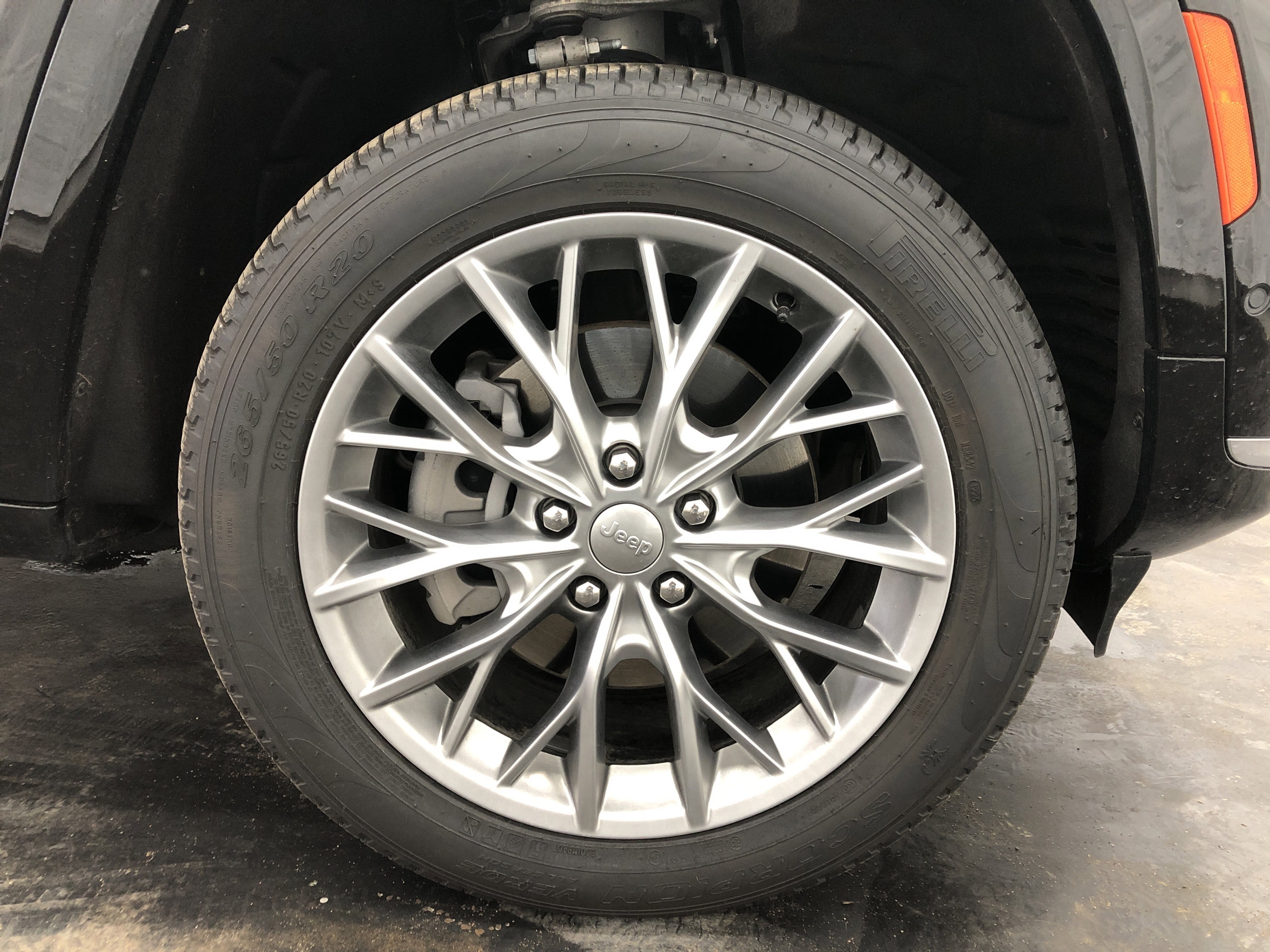 Used 2025 Jeep Grand Cherokee L Summit image 27