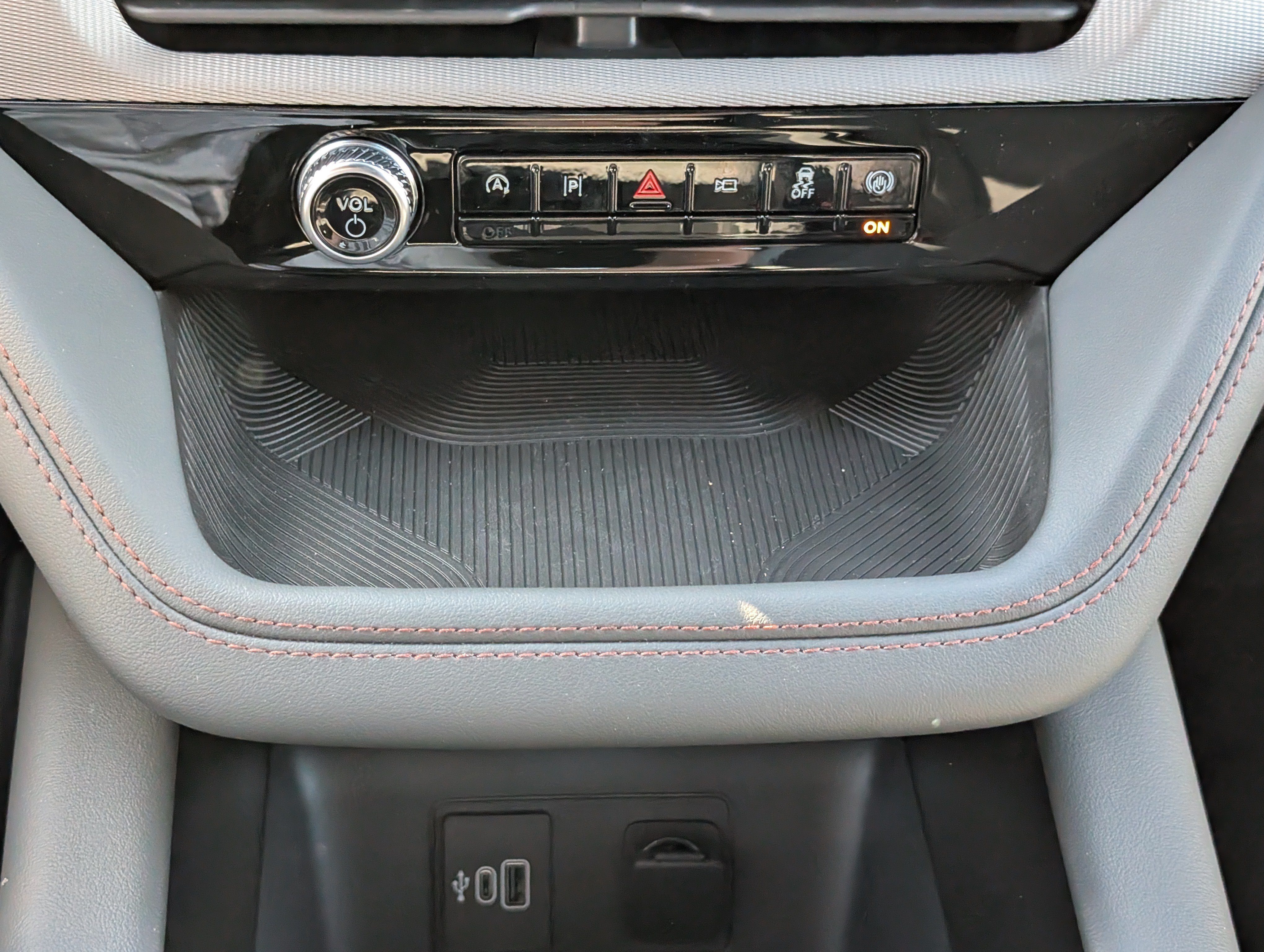 New 2027 Ford Explorer Active AWD/4WD image 23