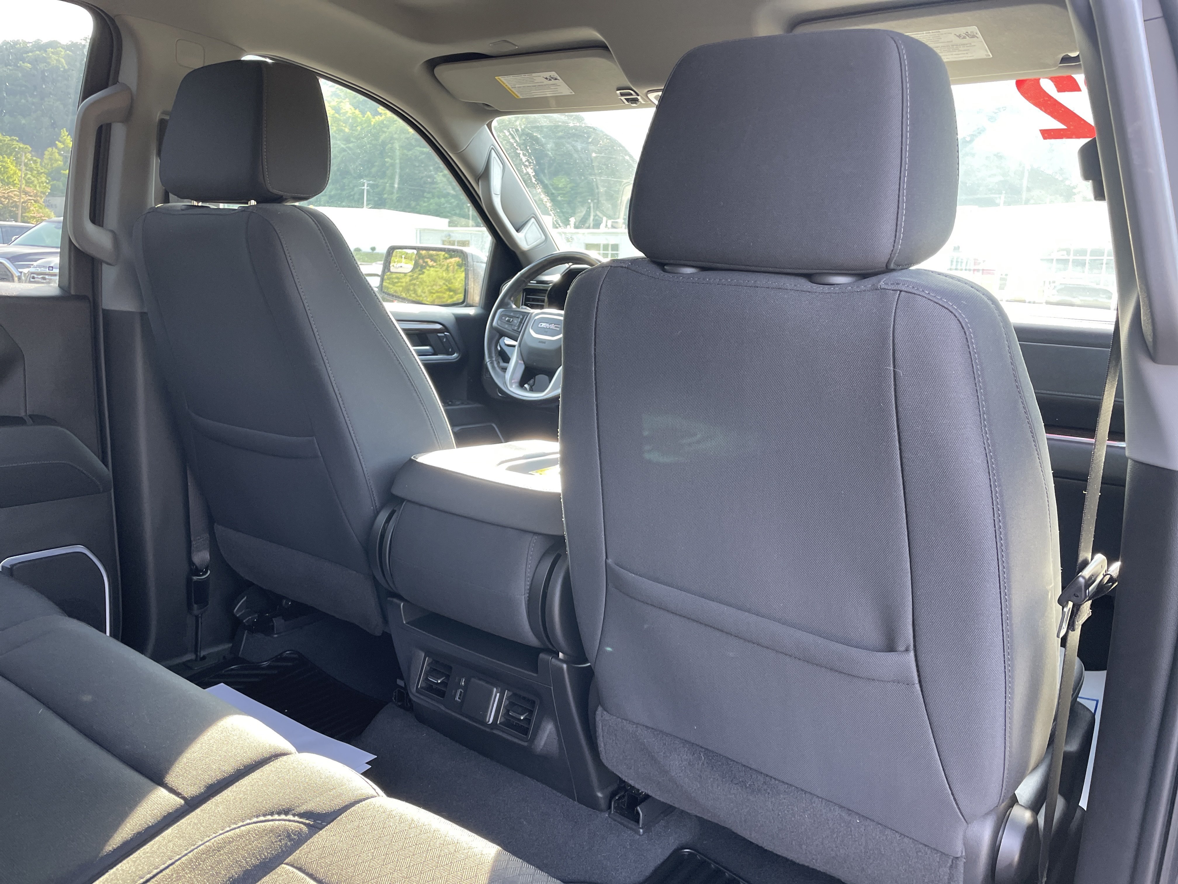 Used 2022 GMC Sierra 1500 Elevation w/ X31 Off-Road Package AWD/4WD image 25