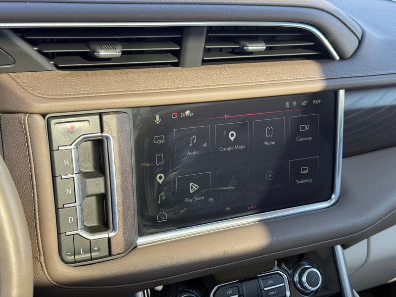 Used 2024 GMC Yukon Denali w/ Advanced Technology Package AWD/4WD image 23