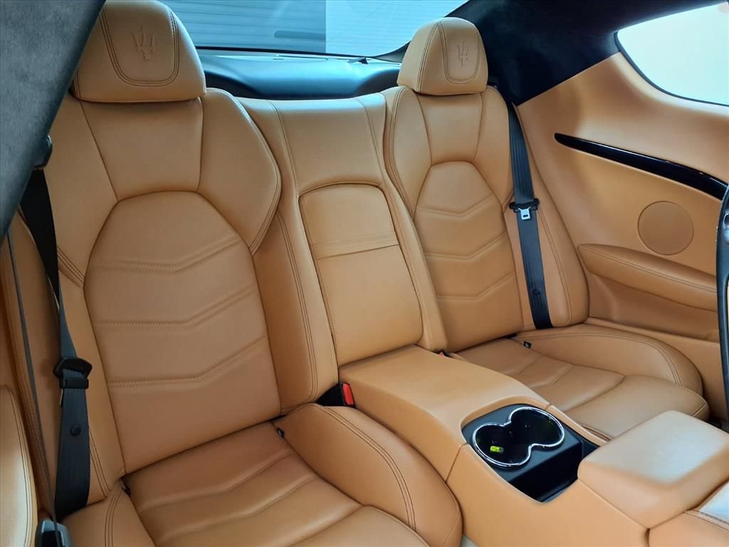 Used 2017 Maserati GranTurismo Sport RWD image 11