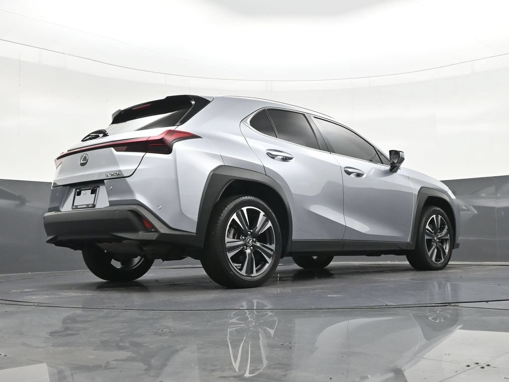Used 2023 Lexus UX 250h FWD w/ Accessory Package (Z2) image 34