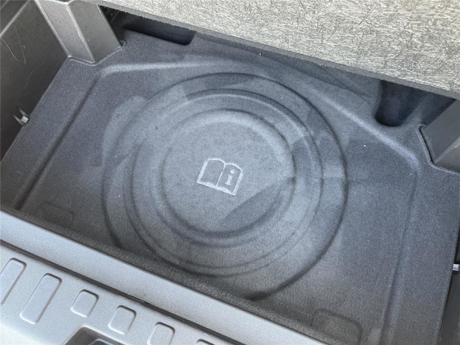 Used 2023 Chevrolet Equinox LT image 39