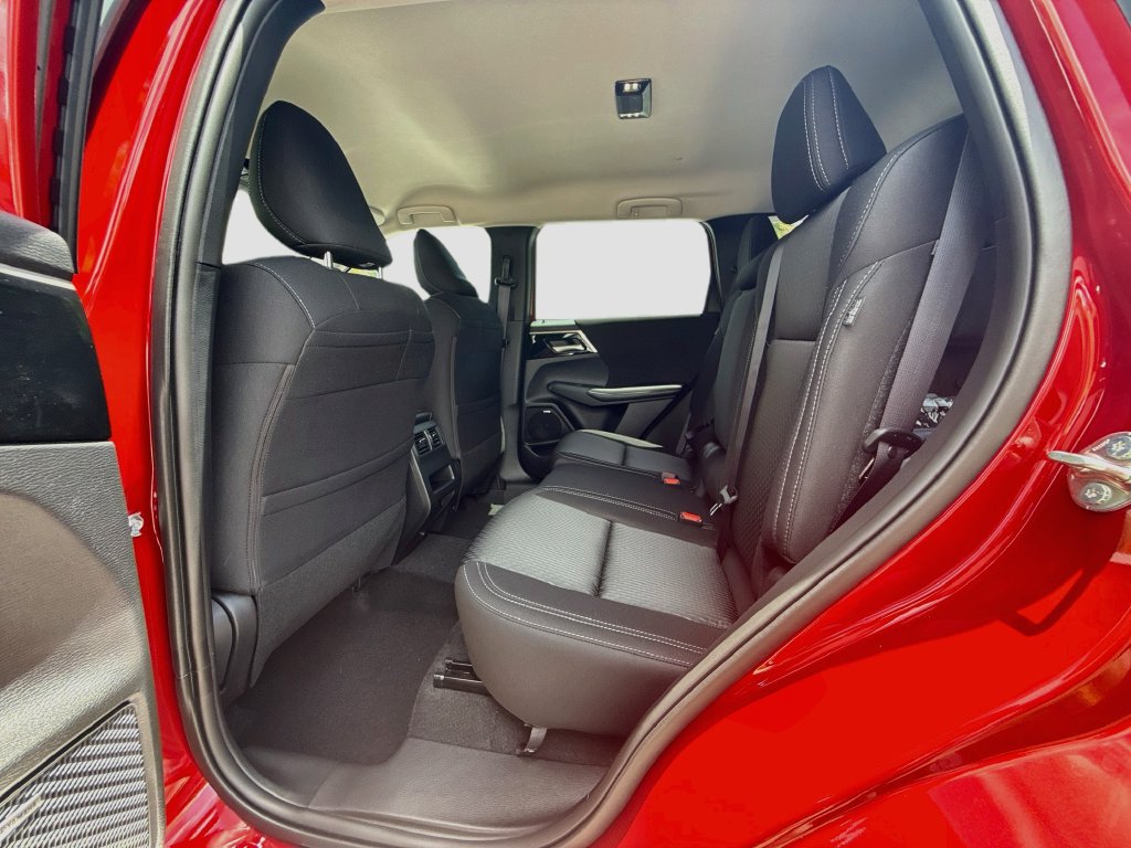 New 2026 Mitsubishi Outlander ES FWD image 24