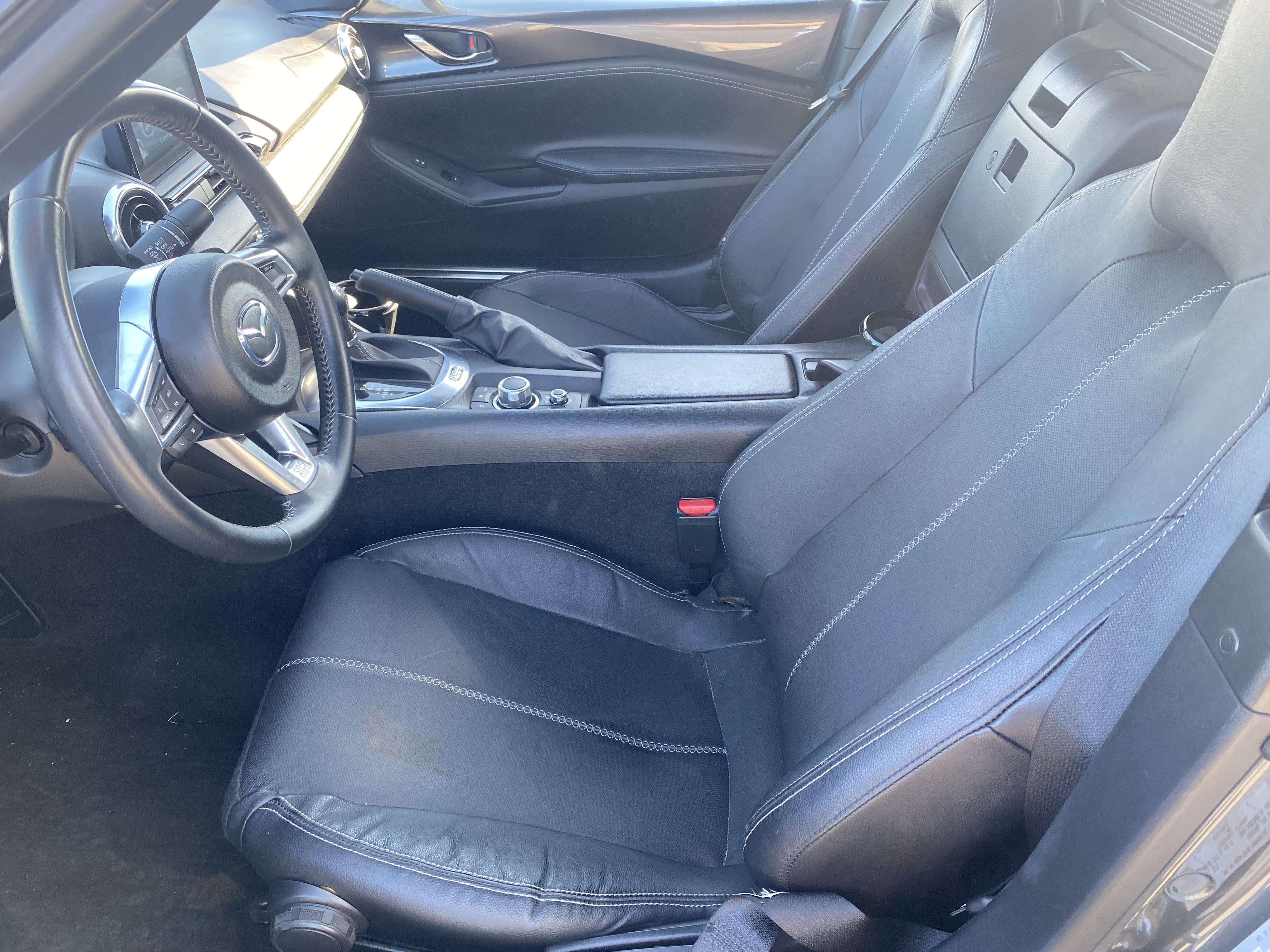 Used 2022 MAZDA MX-5 Miata Grand Touring w/ Weather Package RWD image 19