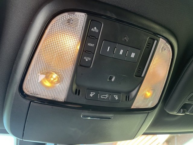 Certified 2022 Dodge Durango GT image 29