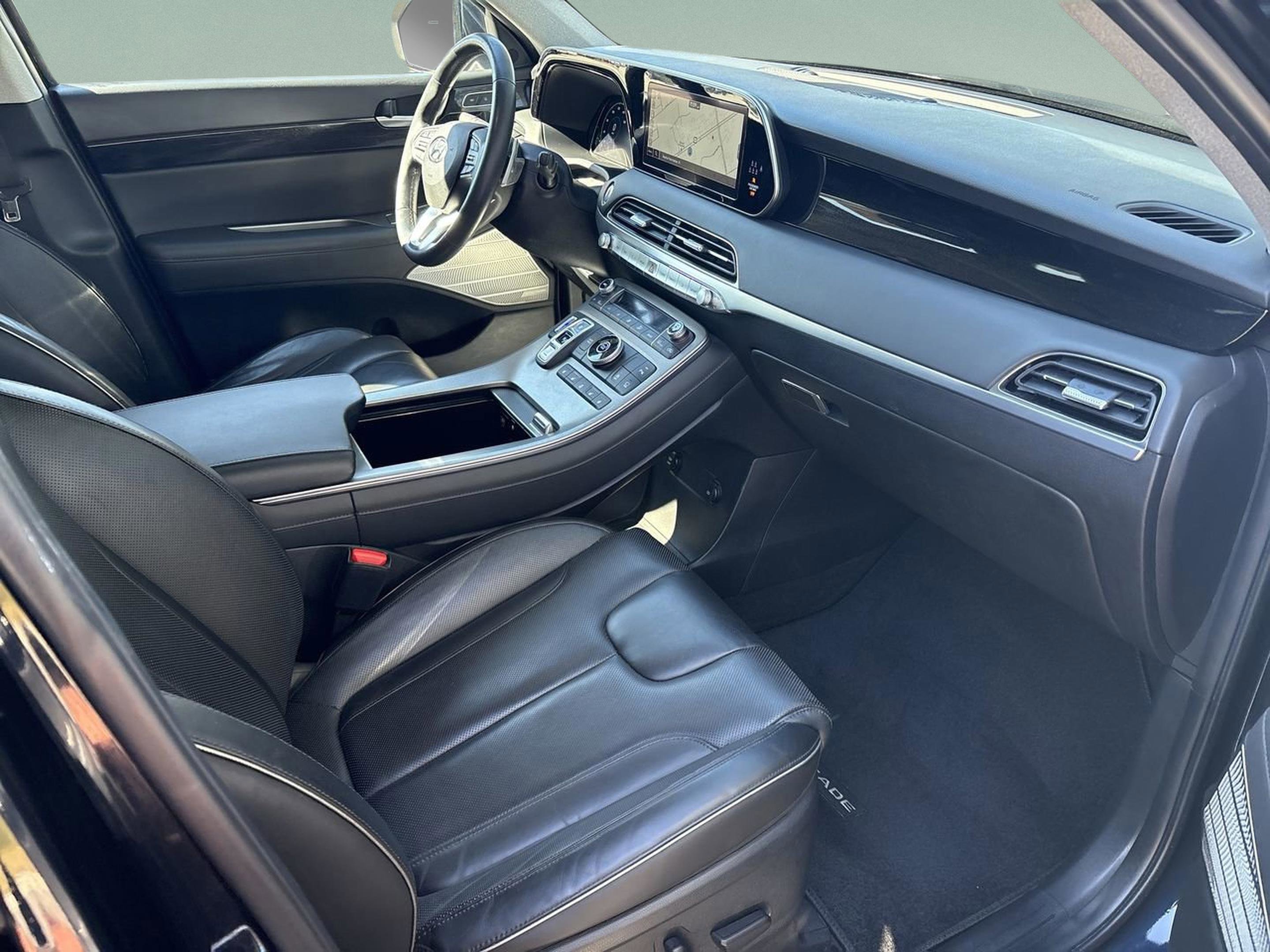 Used 2022 Hyundai Palisade Limited image 17