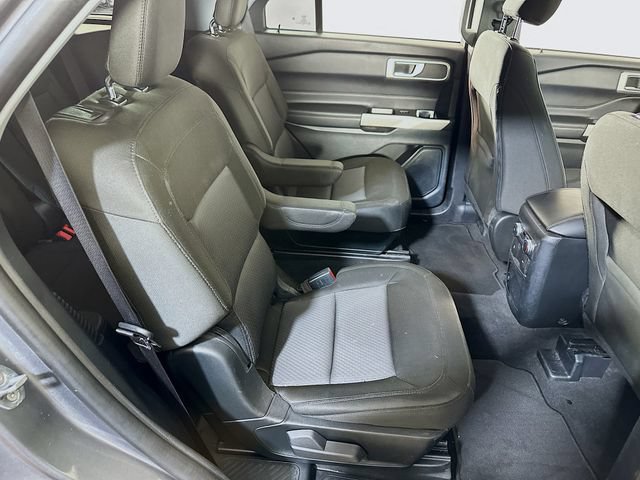 Used 2022 Ford Explorer XLT AWD/4WD image 16