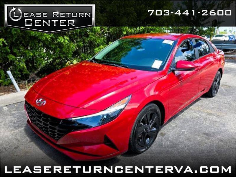 Used 2022 Hyundai Elantra SEL FWD image 1