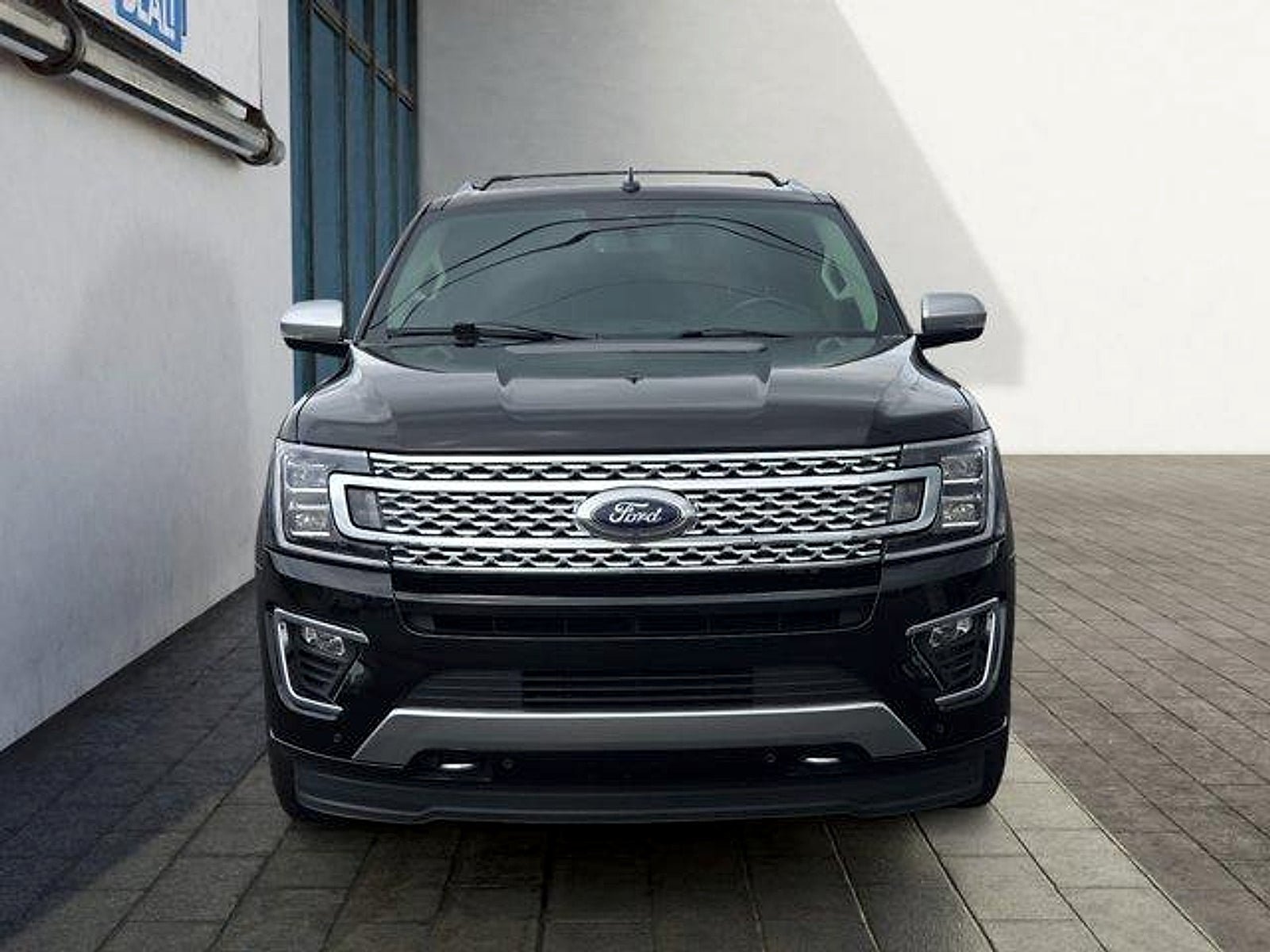 Used 2021 Ford Expedition Max Platinum AWD/4WD image 8