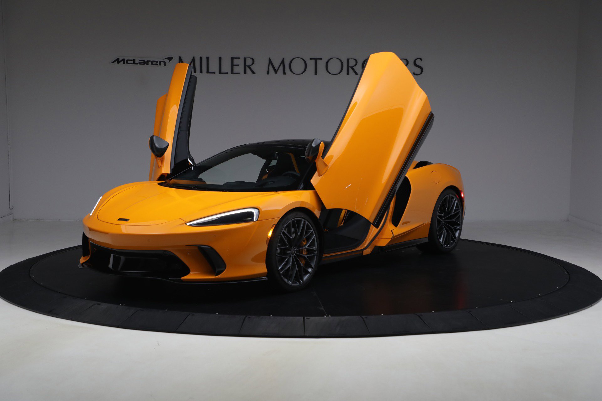 New 2026 McLaren GTS image 14