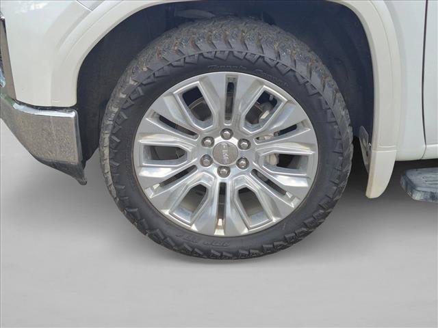 Used 2022 GMC Sierra 1500 SLT w/ SLT Premium Package AWD/4WD image 9