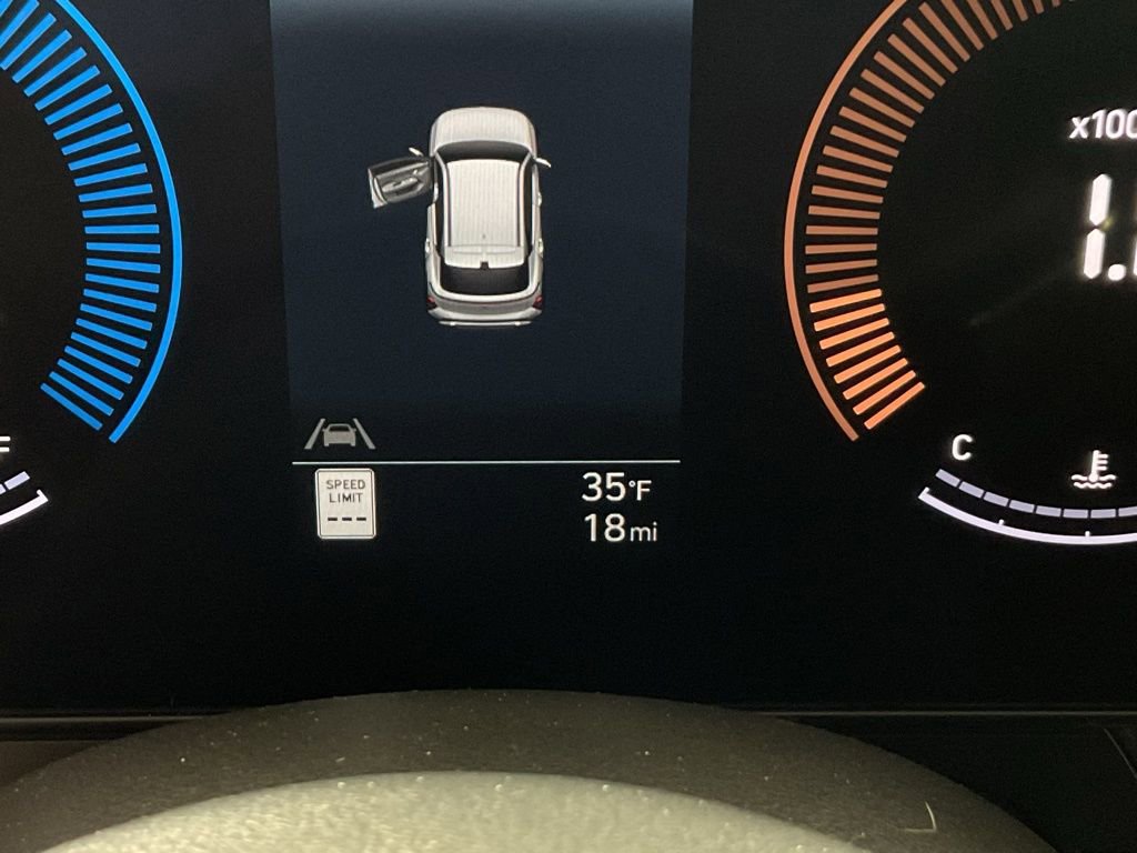 New 2026 Hyundai Kona SEL Premium image 39